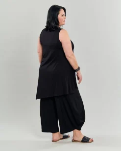 Ani Sleeveless Tunic Top, Black