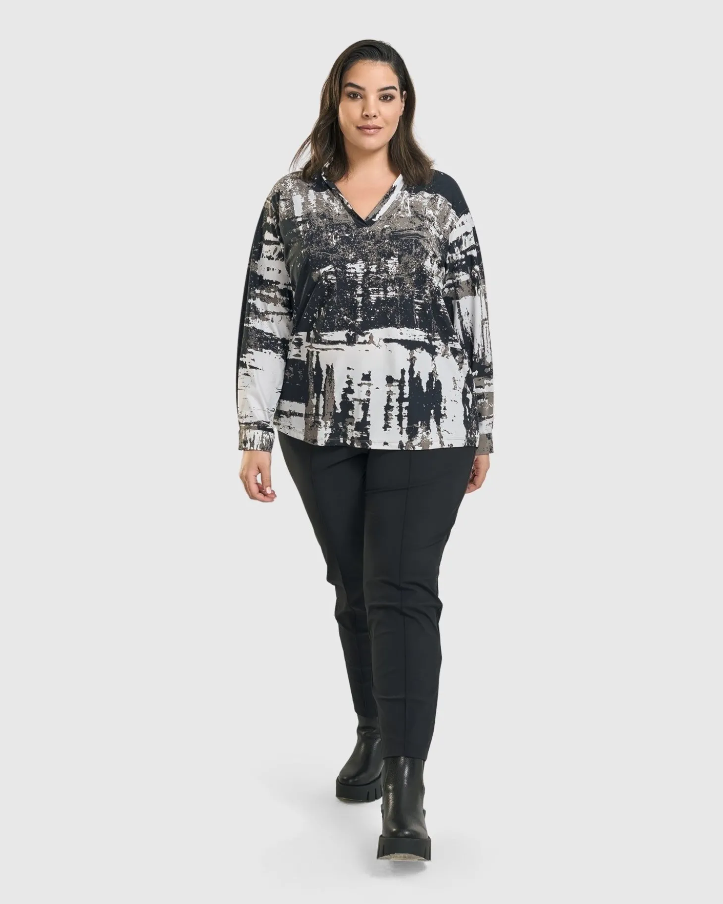 Digi V-Neck Pullover Top, Marble