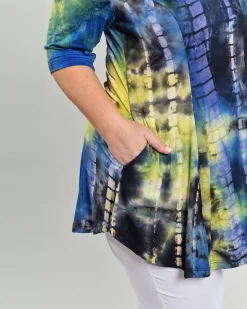 Dreamy V-Neck Top, Tie Dye