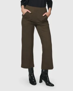 Essential Cropped Pants, Brown
