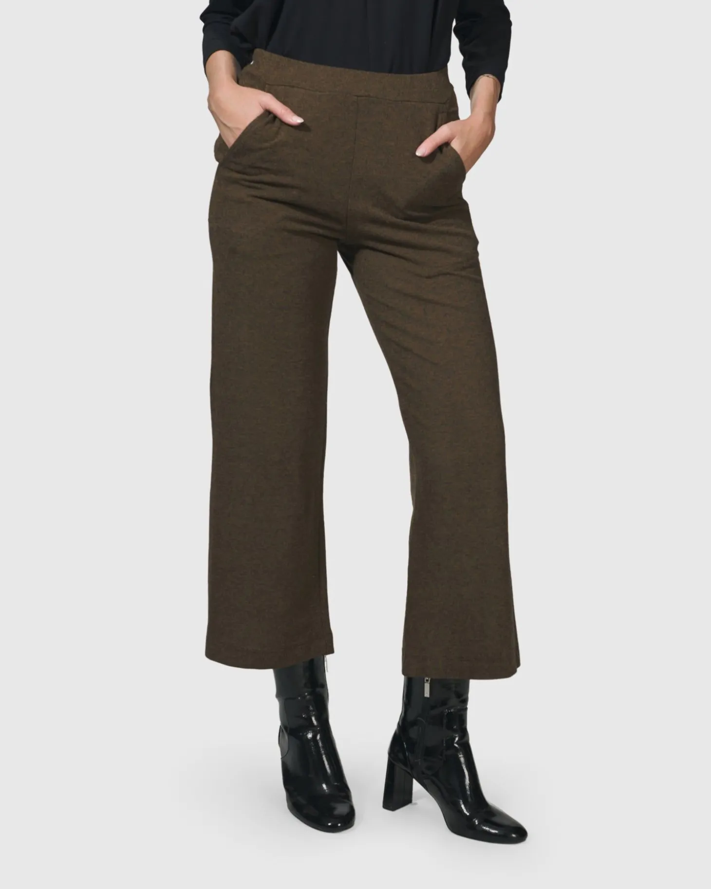 Essential Cropped Pants, Brown