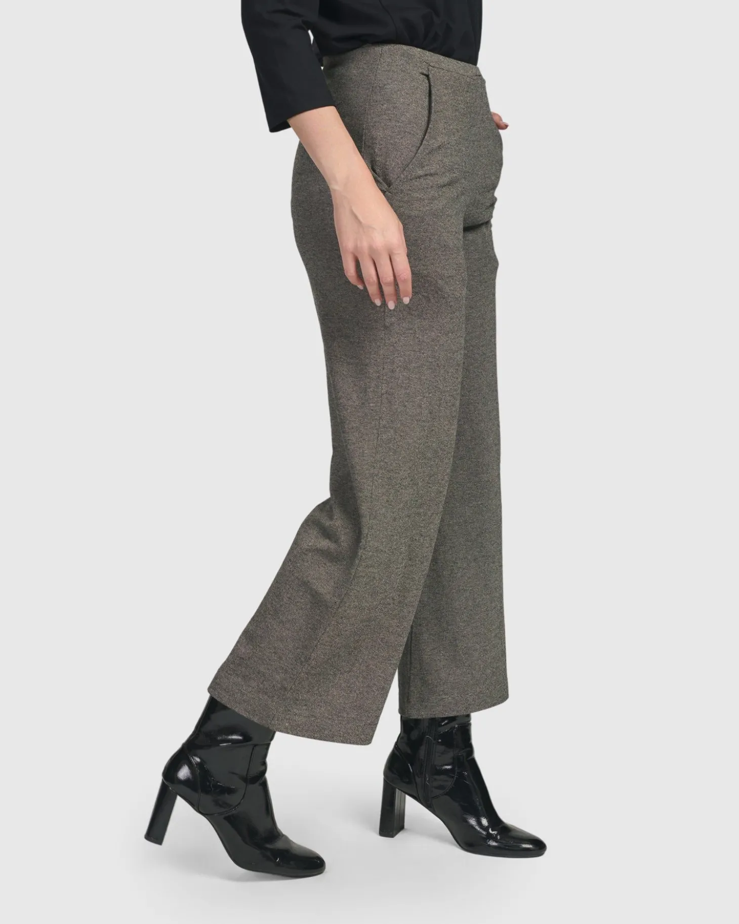 Essential Cropped Pants, Fog