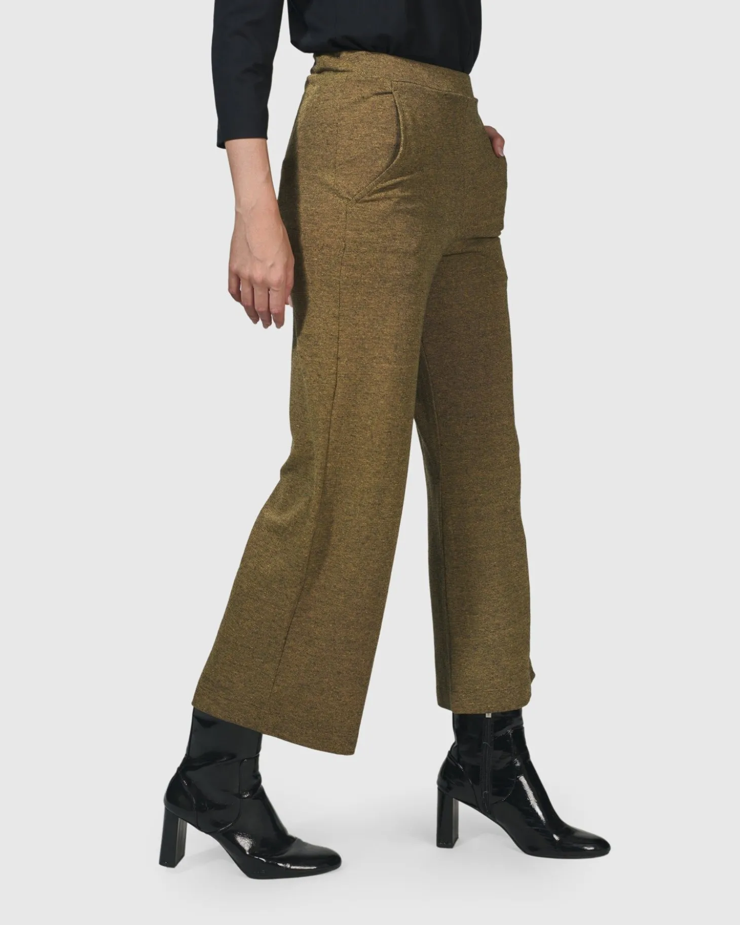 Essential Cropped Pants, Honey