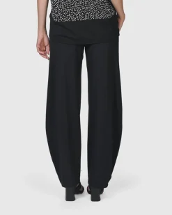 Essential Flow Pants, Black