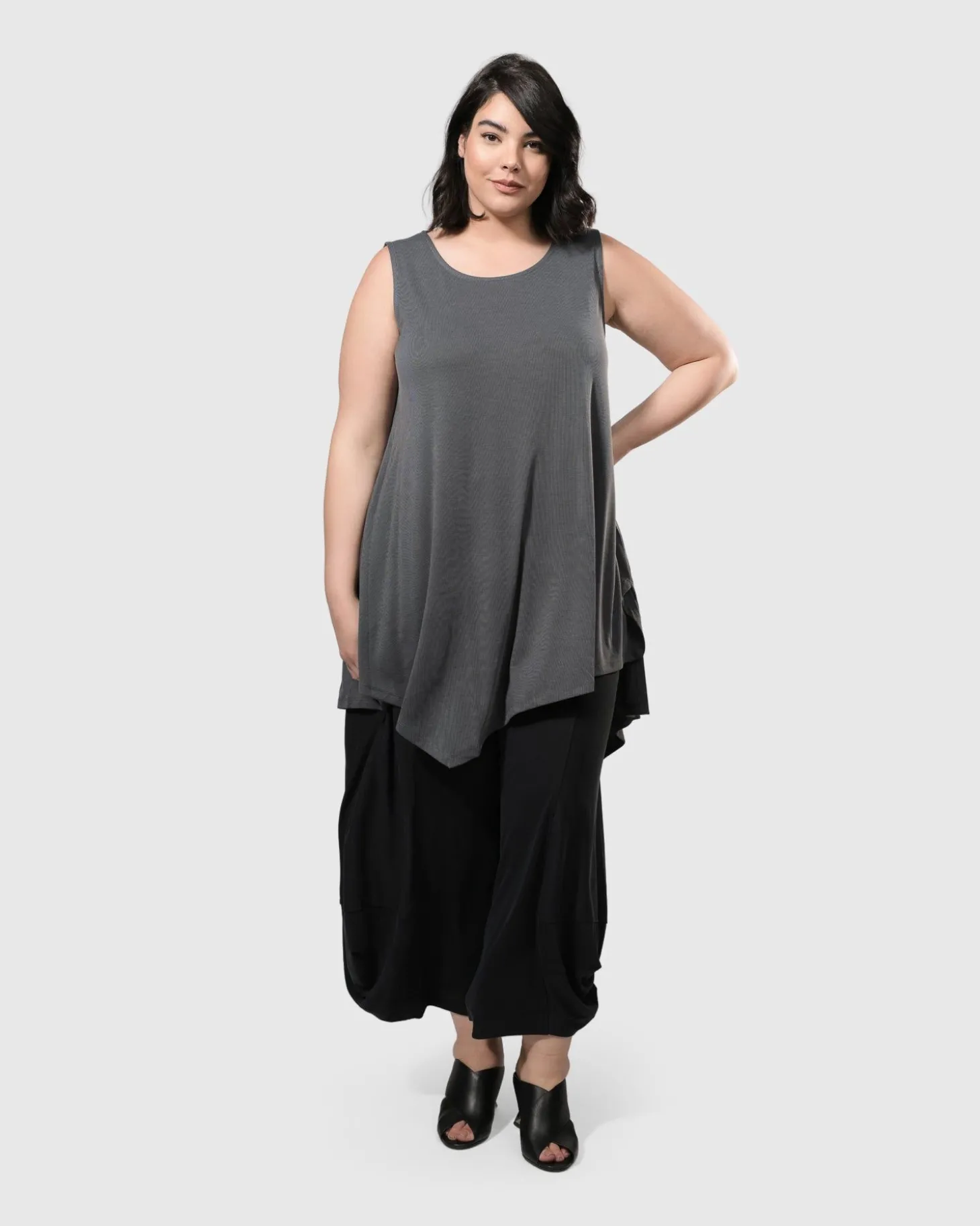 Essential Joy Sleeveless Tunic Top, Grey