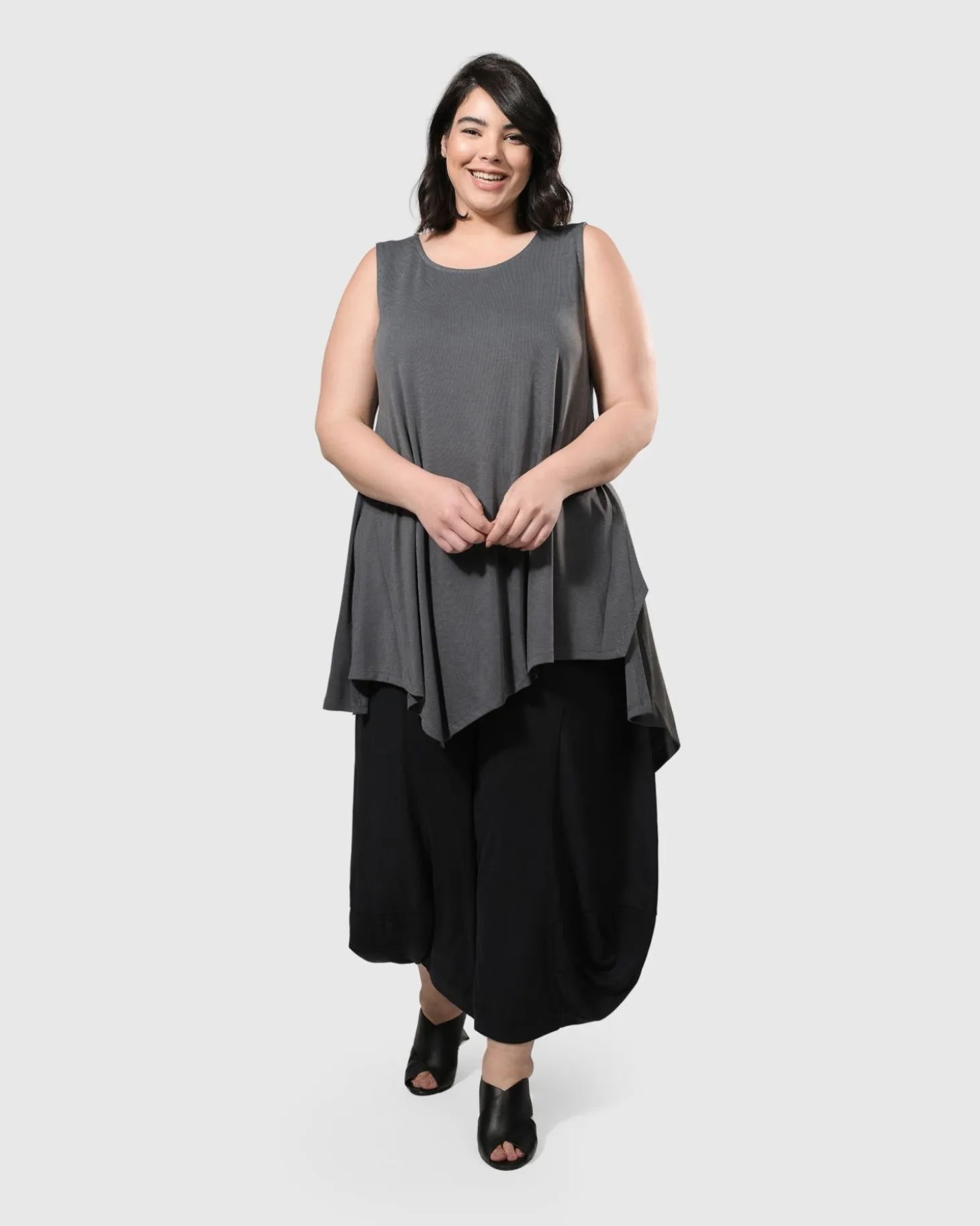 Essential Joy Sleeveless Tunic Top, Grey