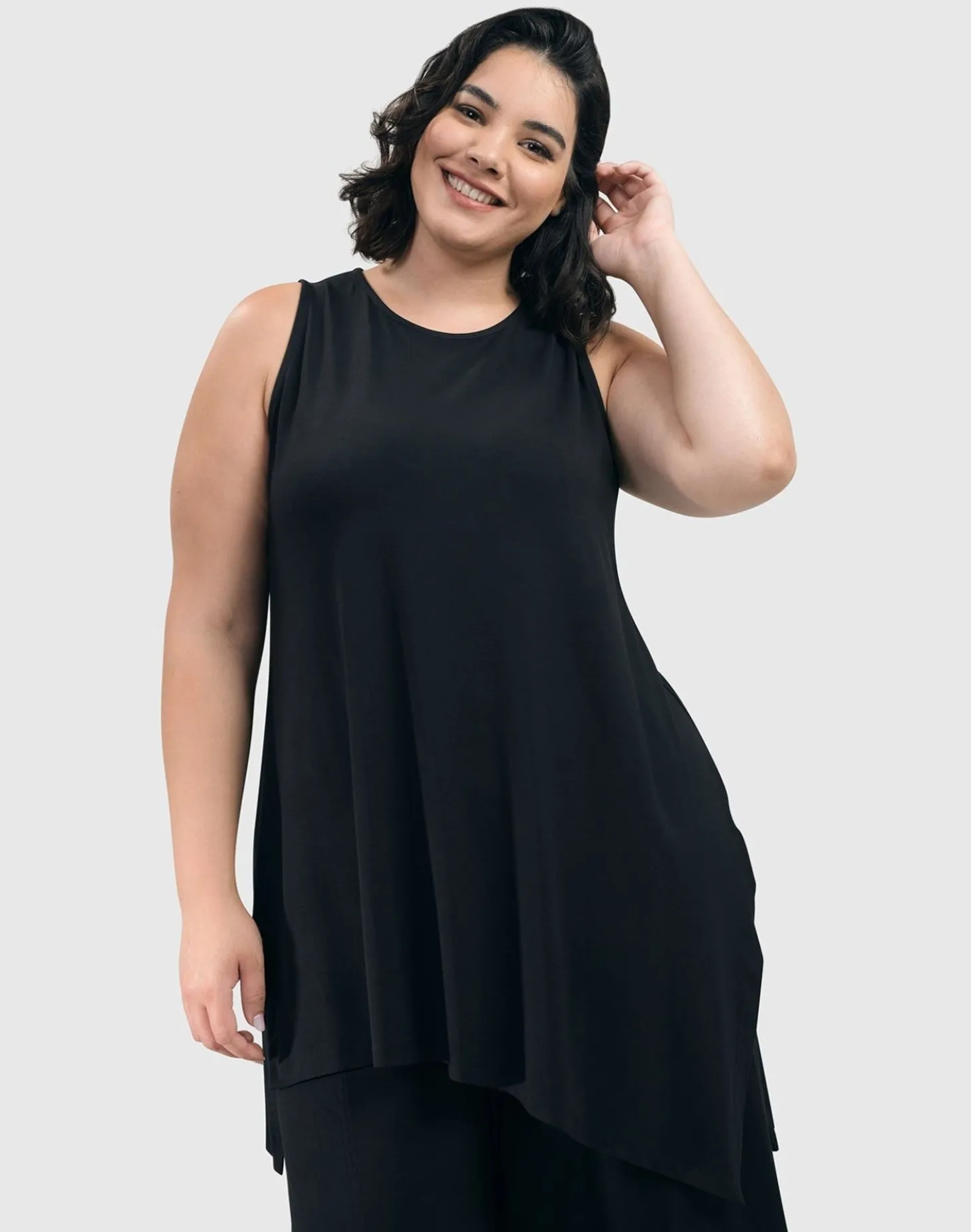 Essential Sleeveless Tunic Top, Black