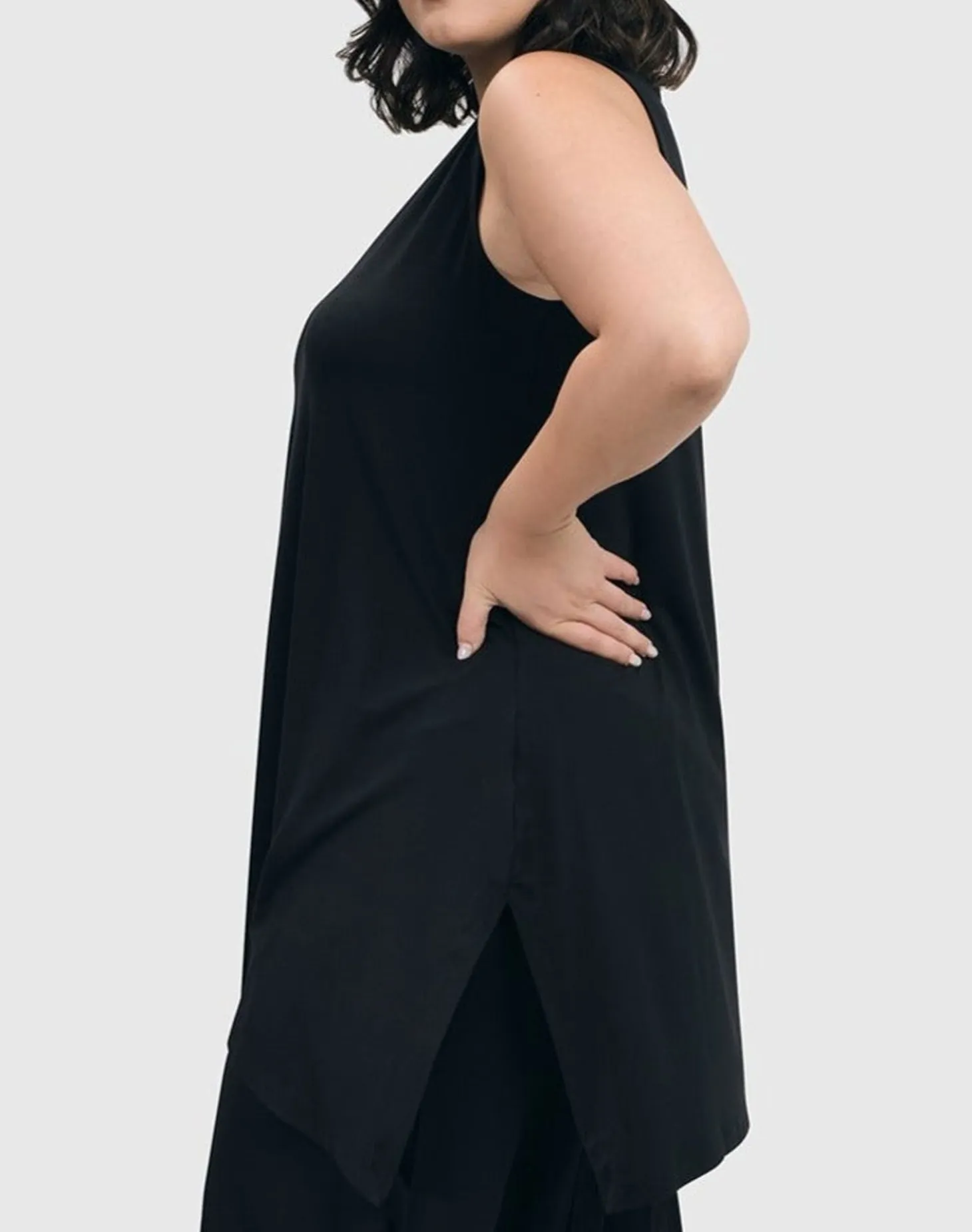 Essential Sleeveless Tunic Top, Black
