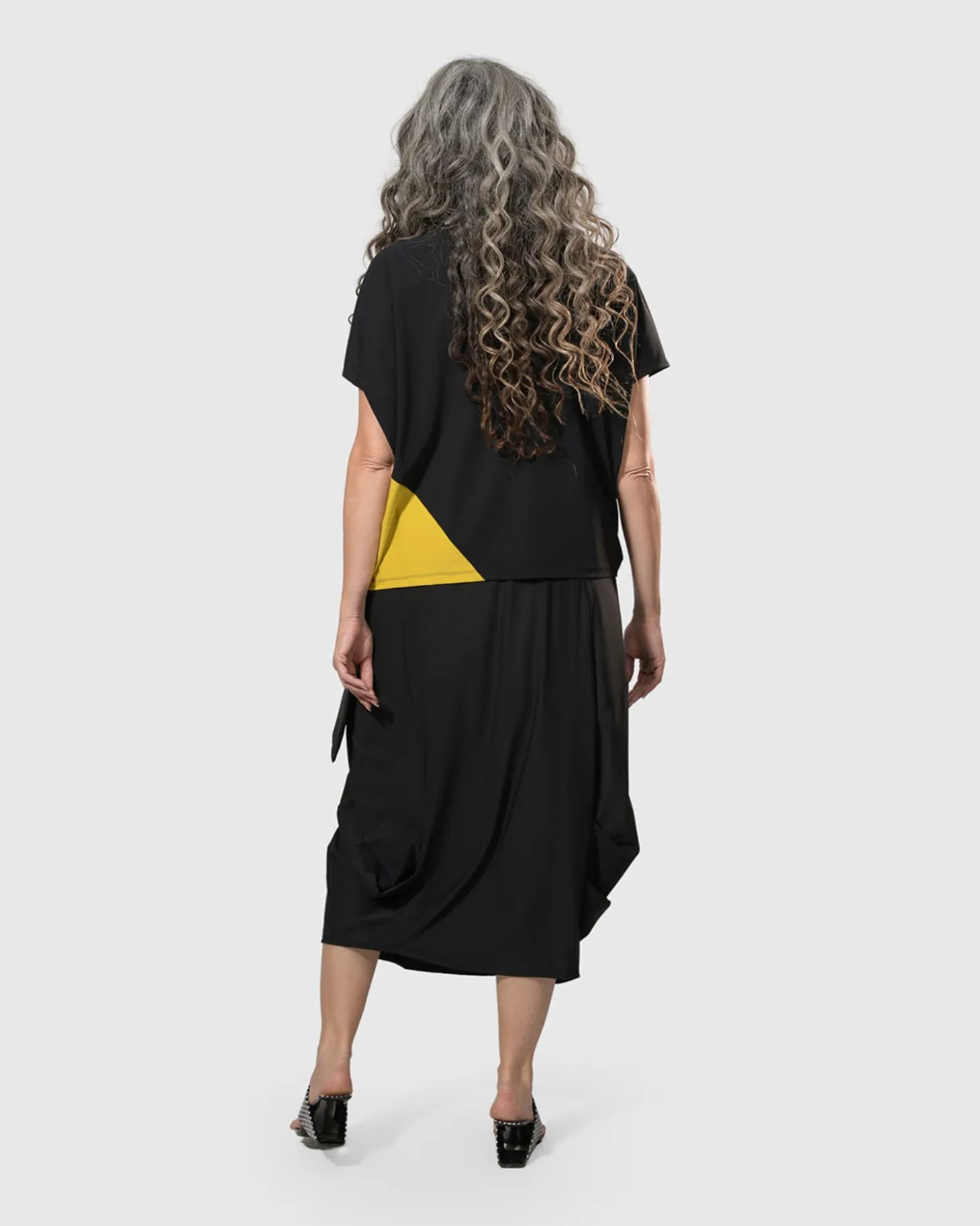 Essential Tekbika Gotta Have It Skirt, Black