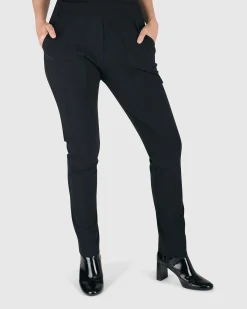 Essential Tekbika J-Pocket Slim Pants, Black