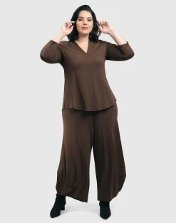 Essential V-Neck Top, Coffee