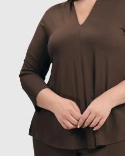 Essential V-Neck Top, Coffee