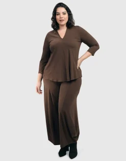 Essential V-Neck Top, Coffee