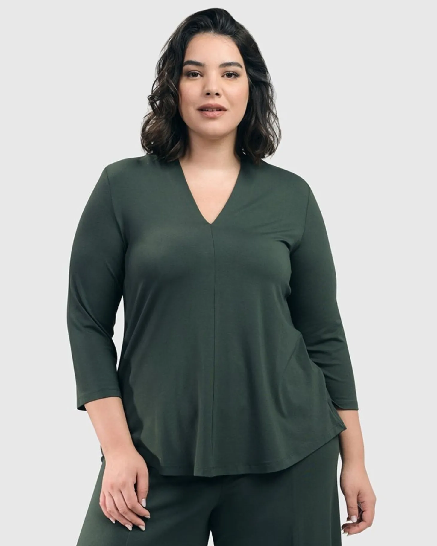 Essential V-Neck Top, Green