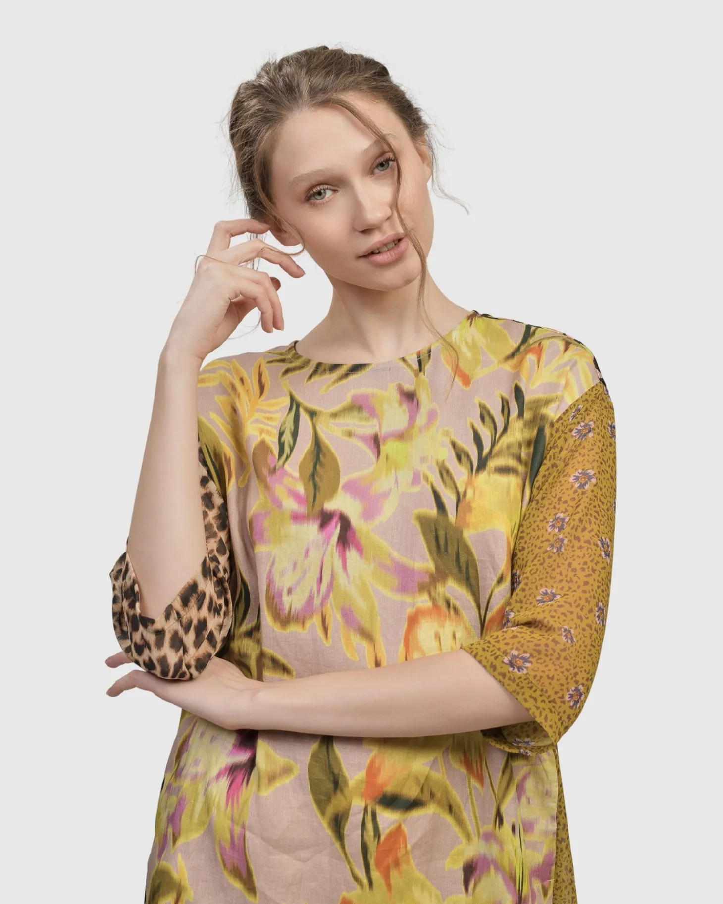Fleur De Lis Shift Dress, Lilly