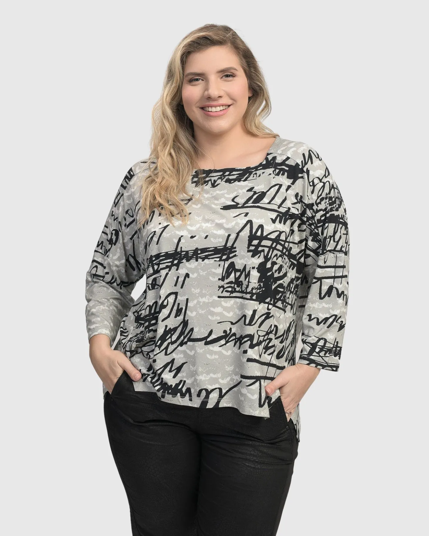 Flirty Cutaway Boxy Top, Script
