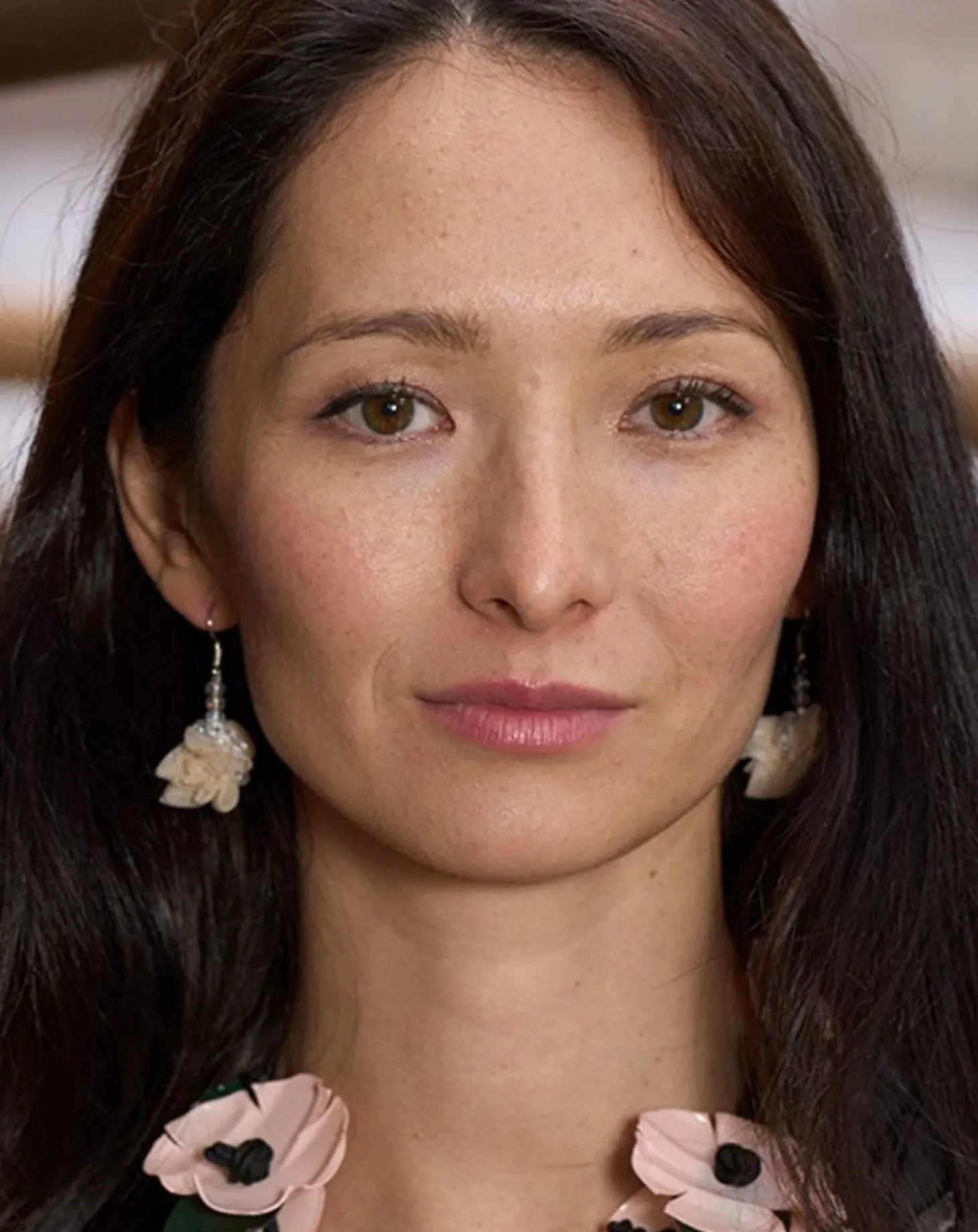 Flower & Crystal Earrings, Nude