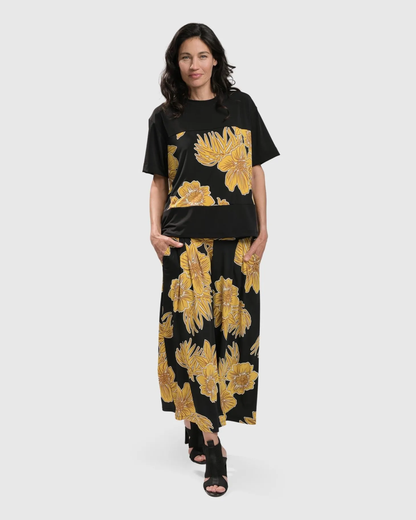 Flower Girl Boxy Top, Gold