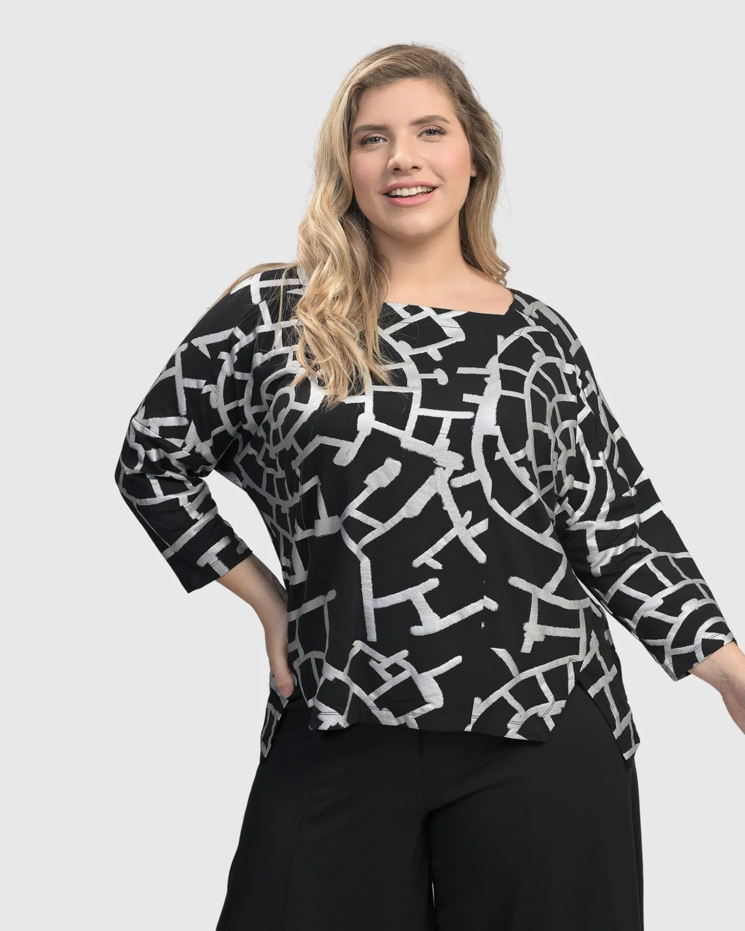 Hypnotic Cutaway Boxy Top, Silver
