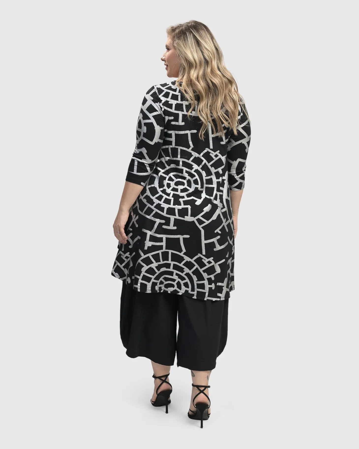 Hypnotic Hi-Lo Tunic Top, Silver