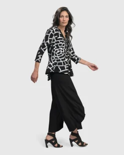Hypnotic Signature V Neck Top, Silver