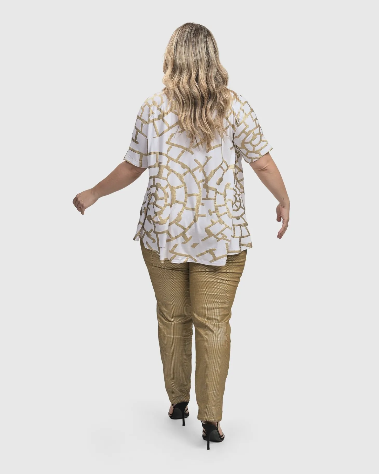 Hypnotic Swing Tunic Top, Gold