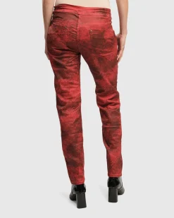 Iconic Jeans Desires, Red