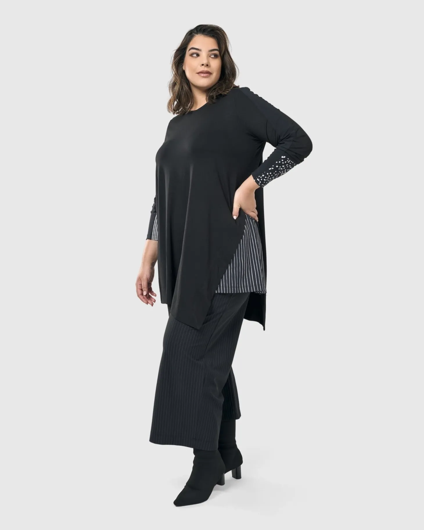 Josie Swing Tunic Top, Mono
