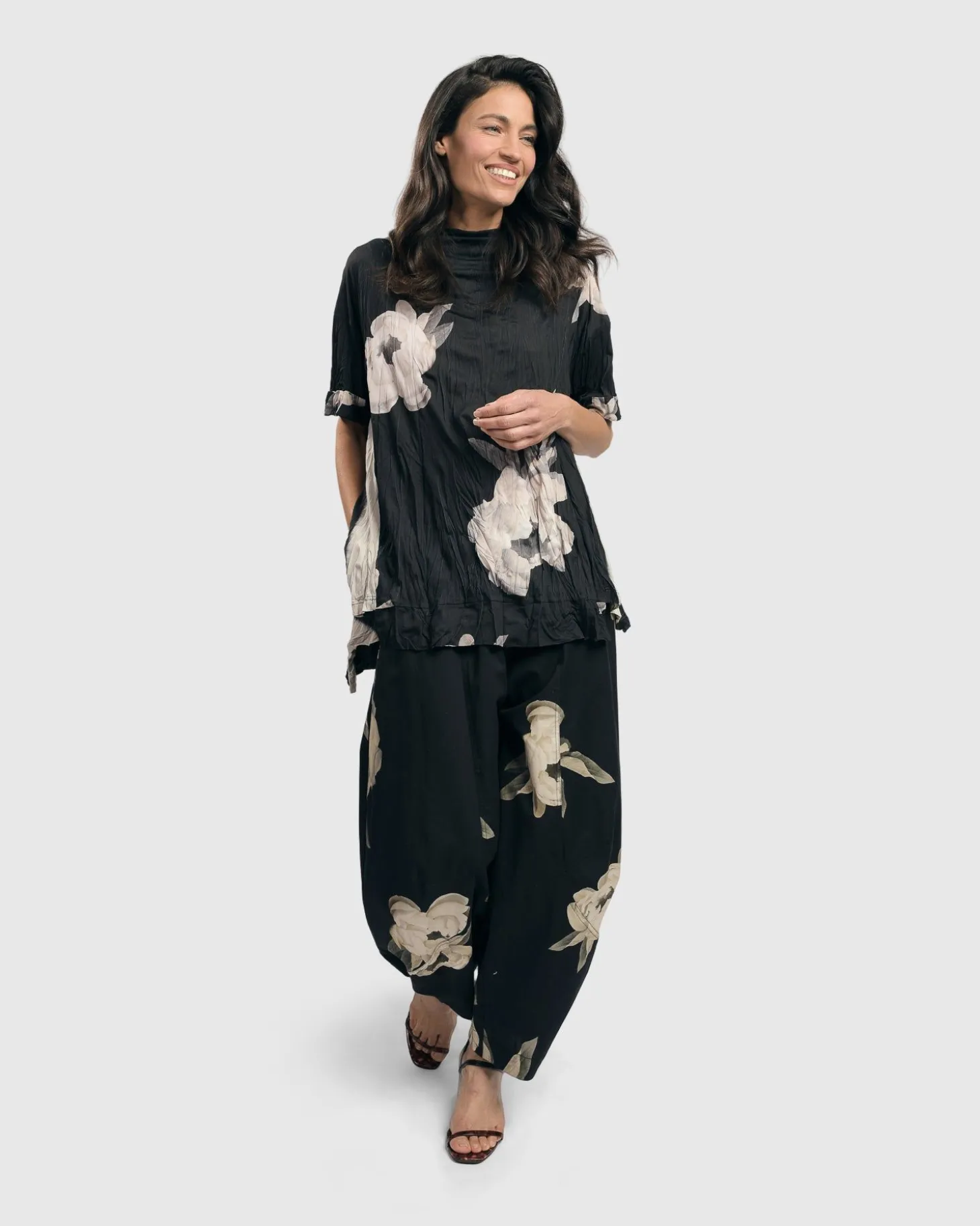 Kennedy Crinkle Punto Pants, Roses