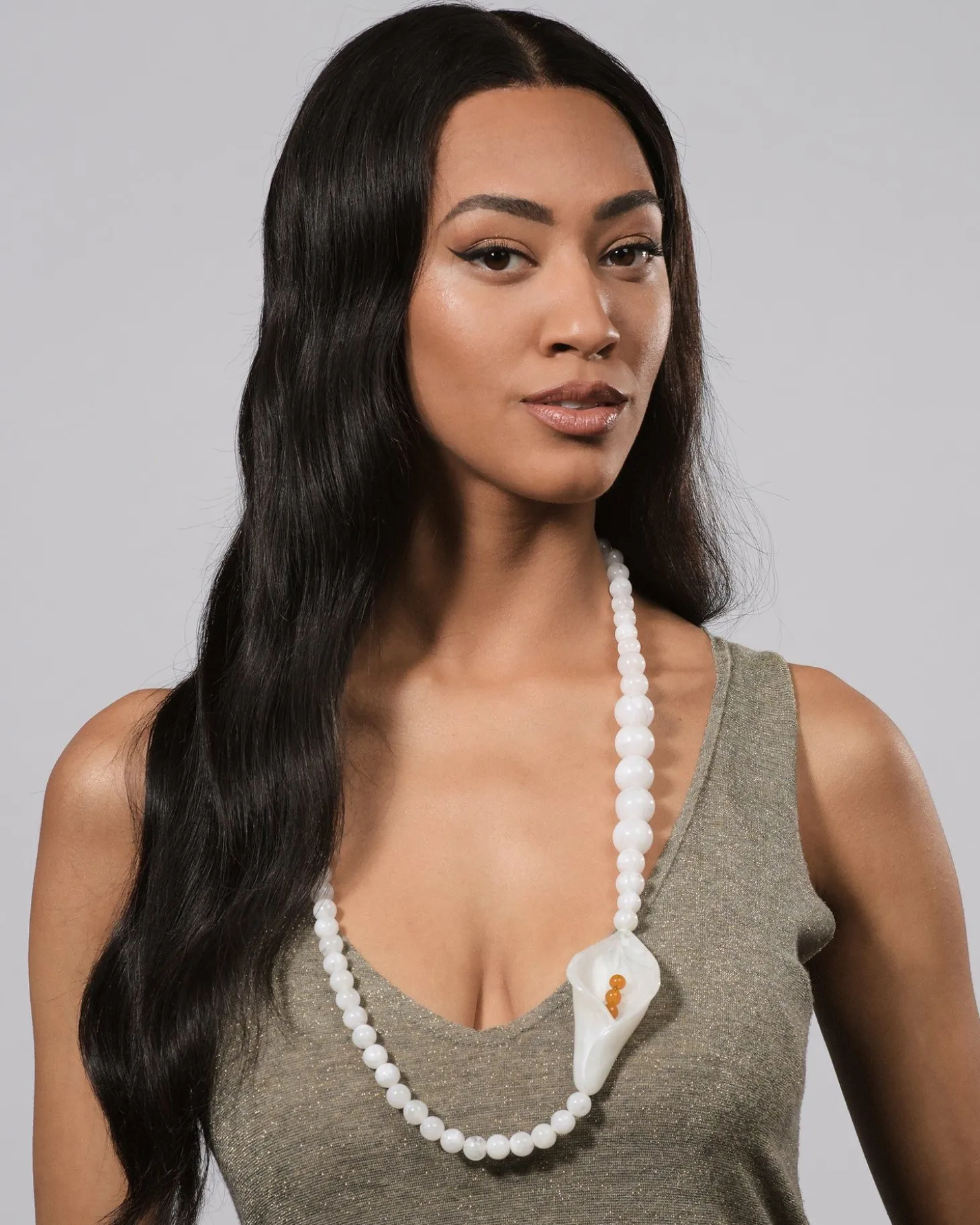 Lily Bead Necklace, White