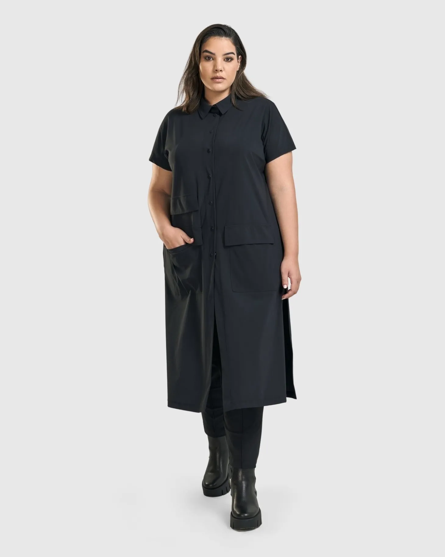 Matrix Short Sleeve Duster, Black