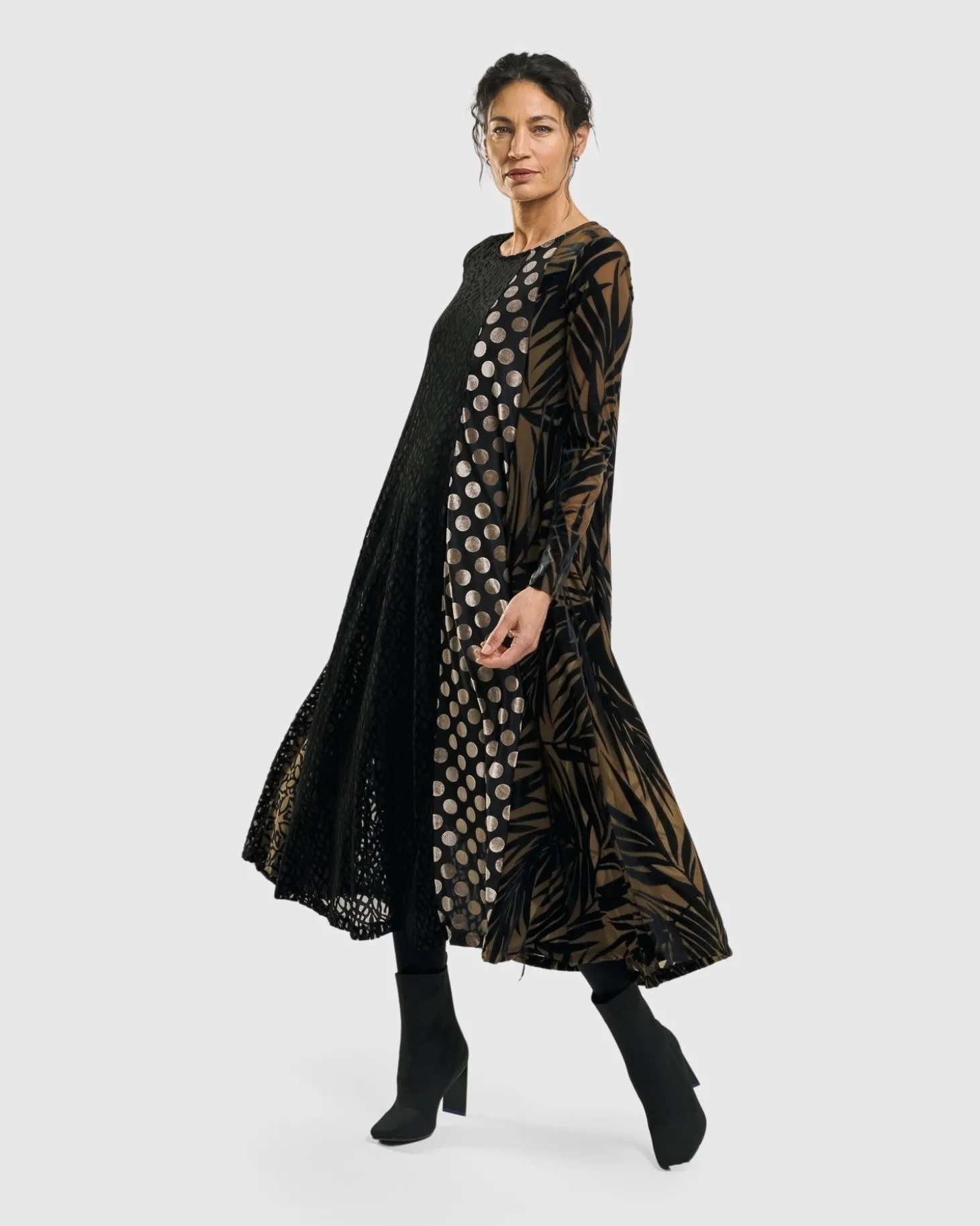 Medallion A-Line Dress, Gold