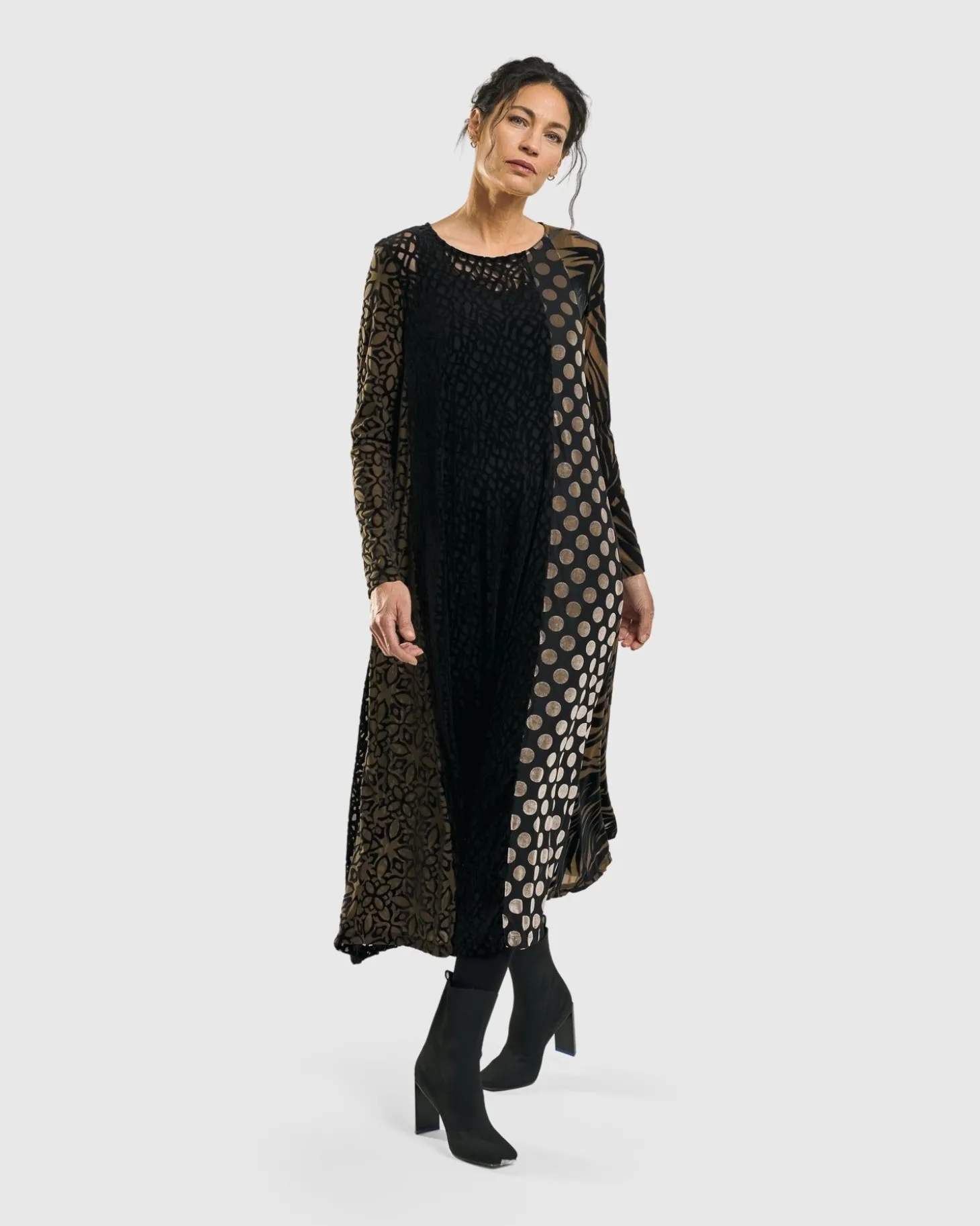 Medallion A-Line Dress, Gold