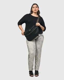 On-The-Go Large Sling Bag, Black