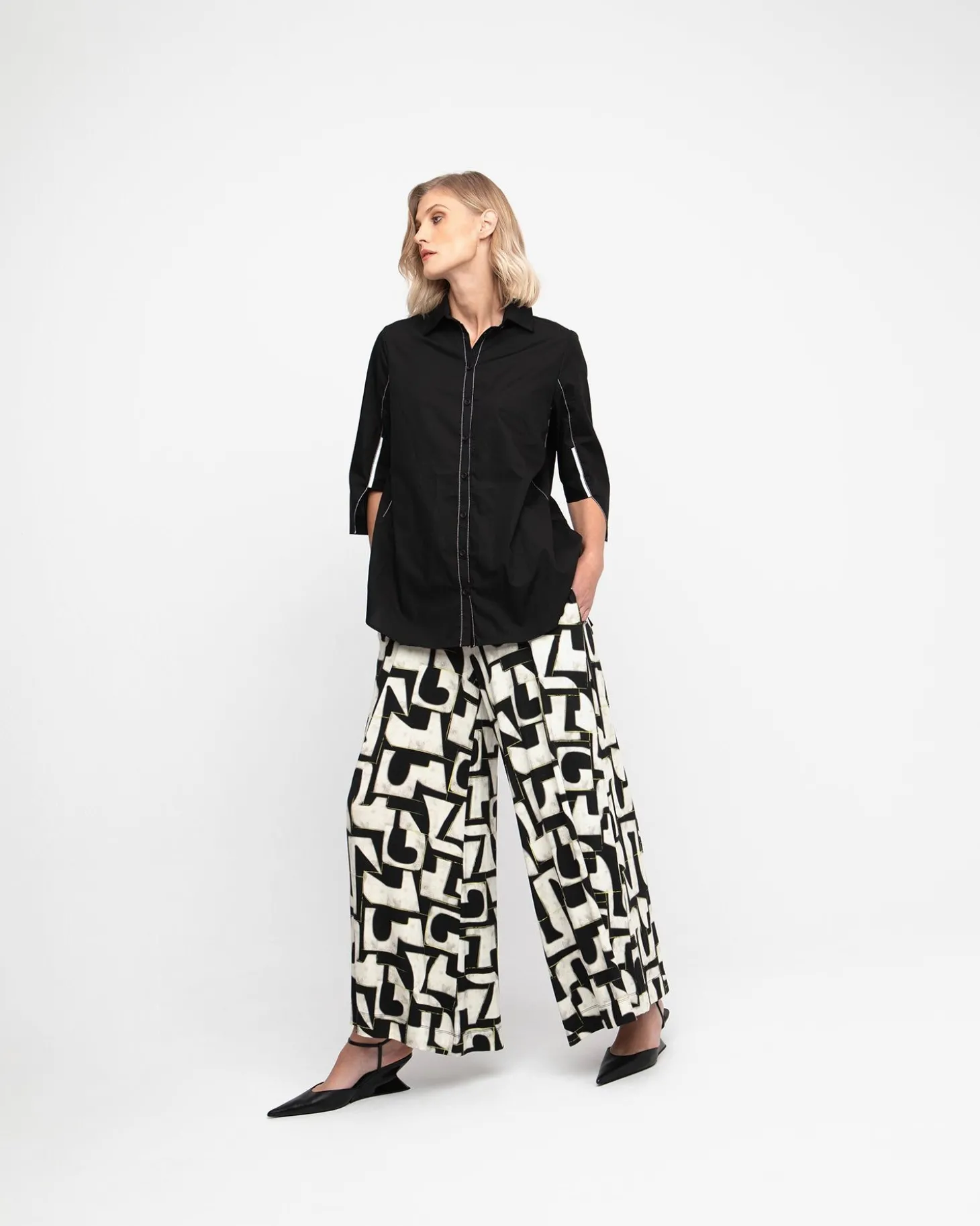 Ozai N Ku Acropolis Blouse, Black