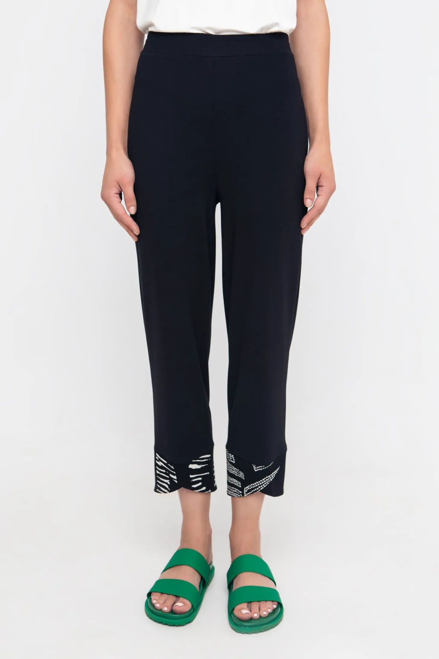 Ozai N Ku Bliss Slim Pants, Black