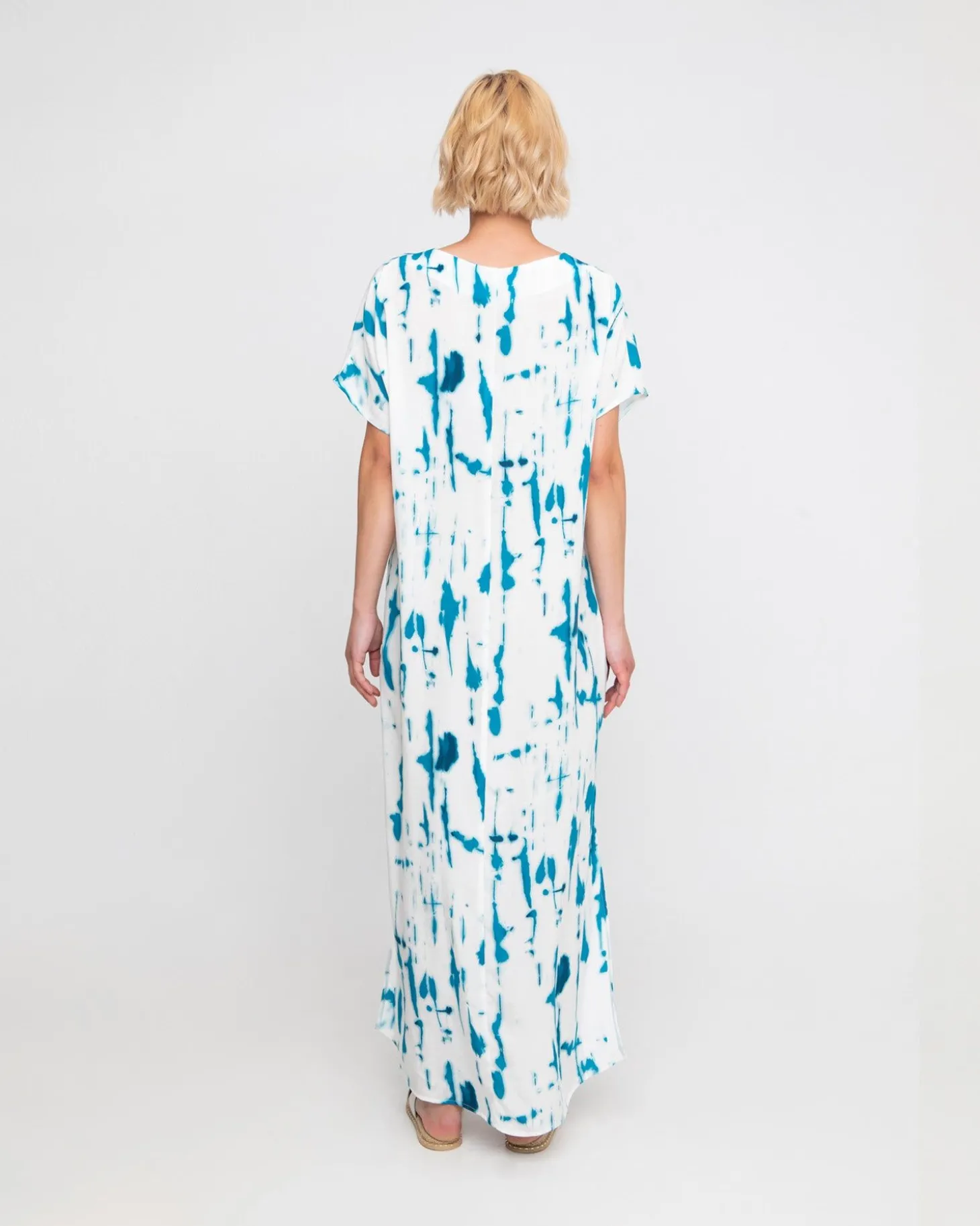Ozai N Ku Island Relaxed Maxi Dress, White/Turquoise