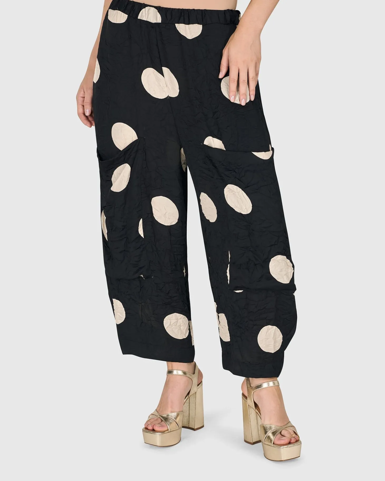 Party Pants, Circles