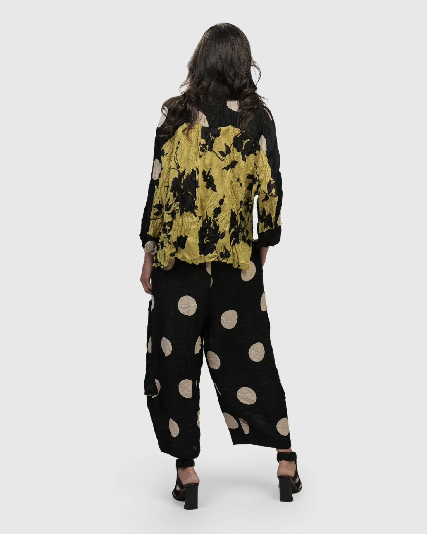Party Pants, Circles
