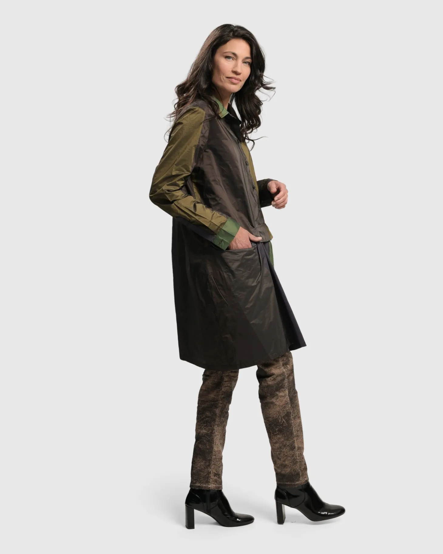 Patio Stones Button Down Tunic Top, Forest