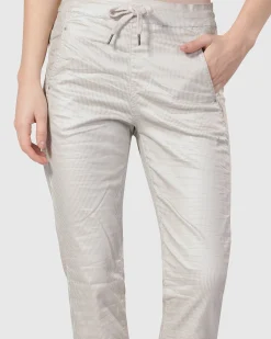 Pinstripe Iconic Stretch Jeans, Pearl/White
