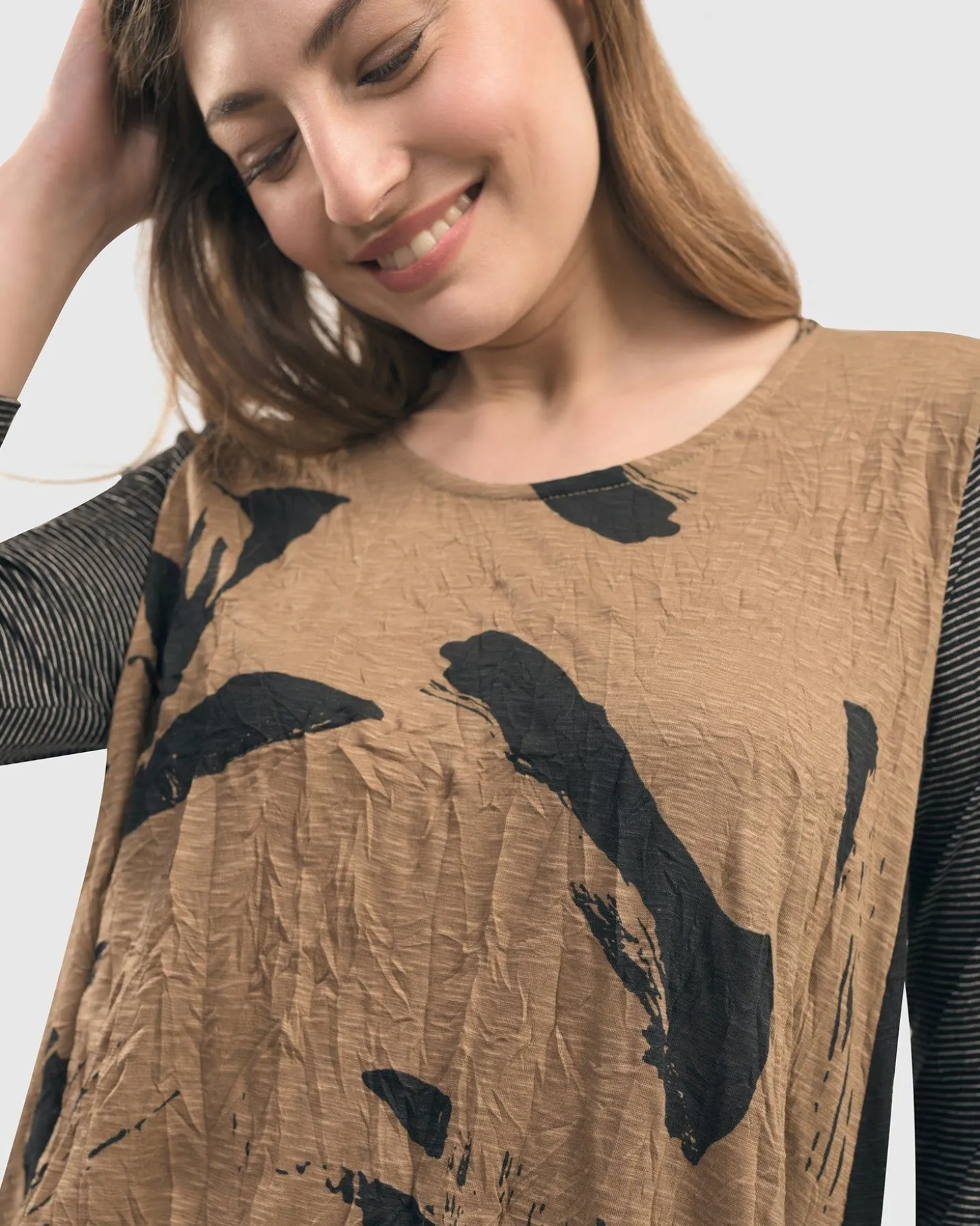 Ru Hi-Lo Crinkle Tunic Top, Sepia