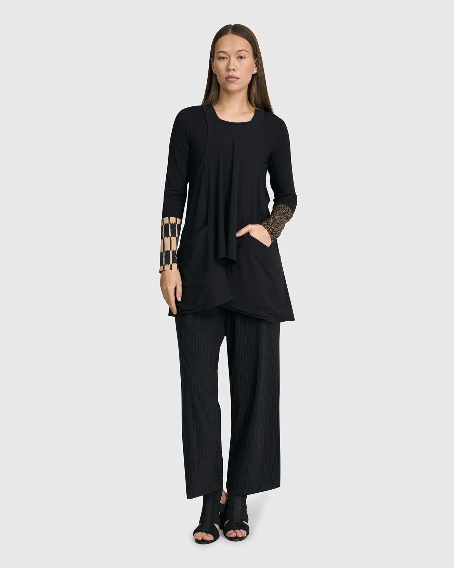 Shelley Apron Top, Black