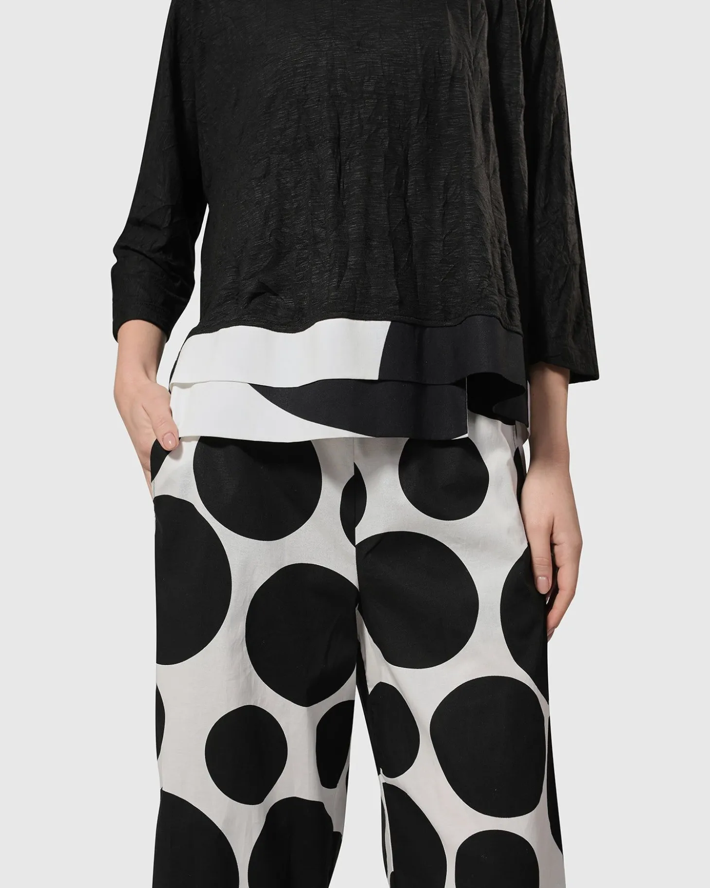 Solo Cropped Pants, Bubbles