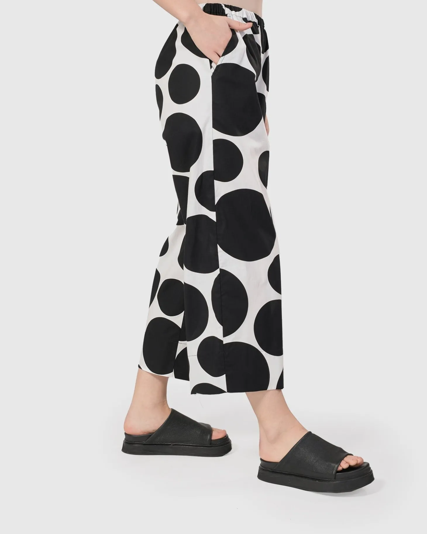 Solo Cropped Pants, Bubbles