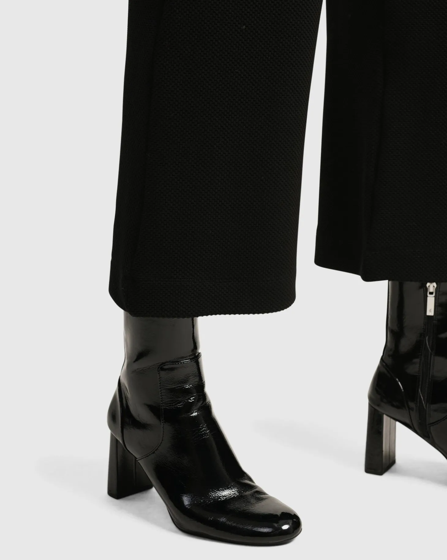 Superb Waffle Weave Ankle Pants, Black