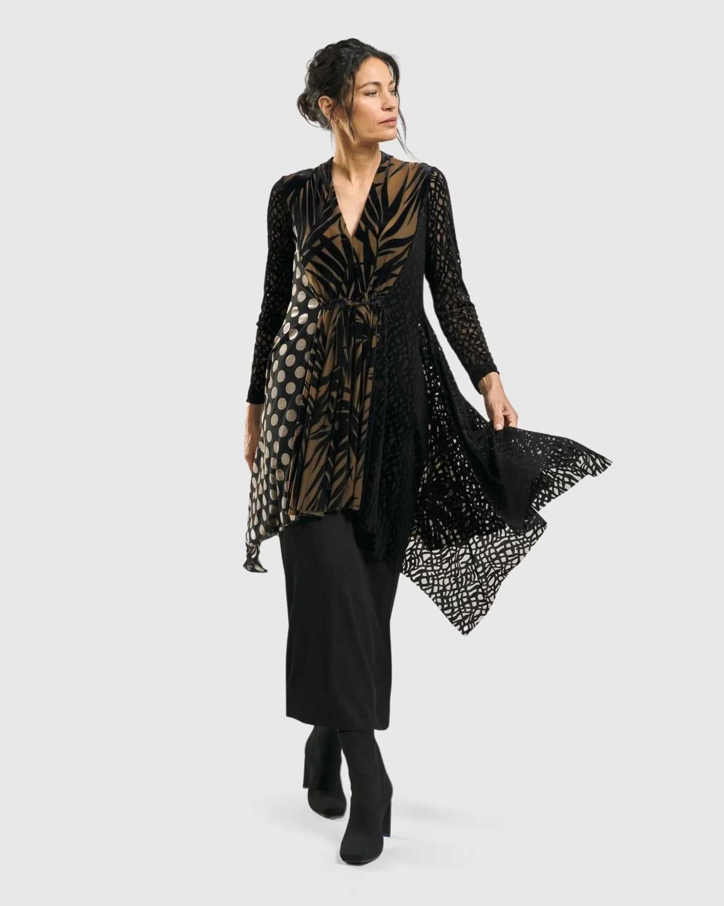 Synergy Tunic Top, Gold