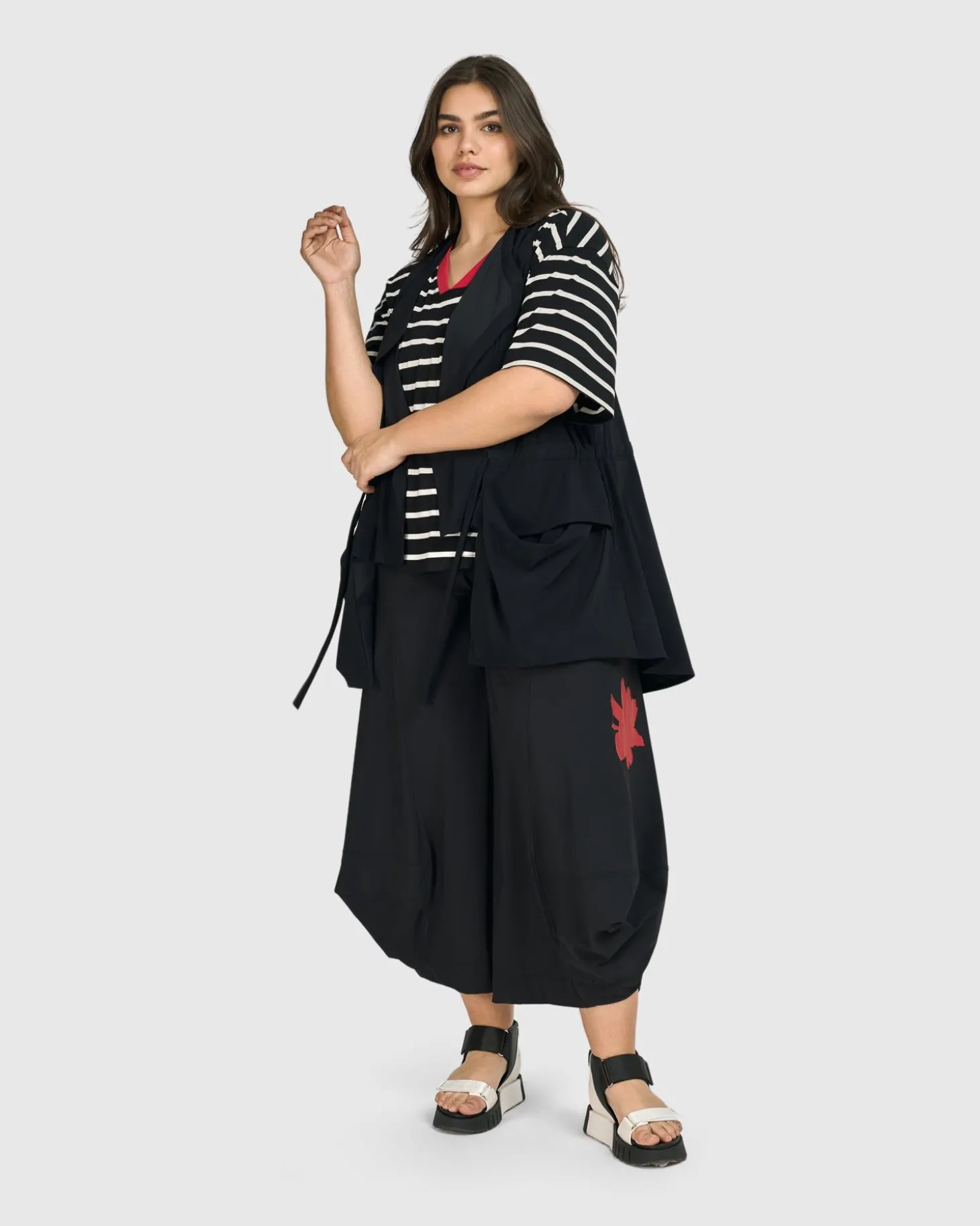 Tekbika Gabrielle Relaxed Vest, Black