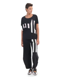 Tekbika Relaxed Tee, Columns