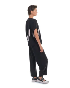 Tekbika Relaxed Tee, Columns